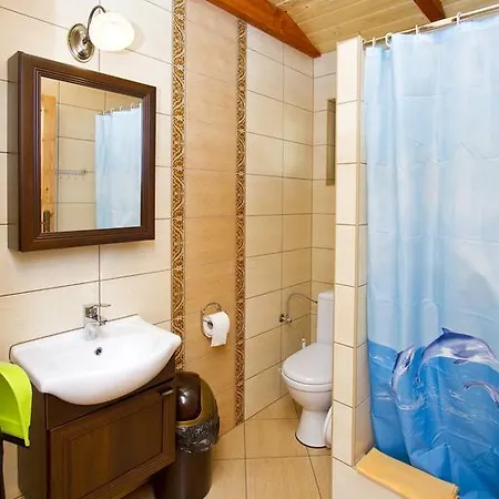 Ania Lodge